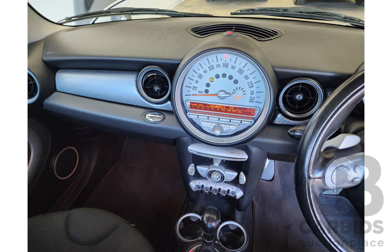4/2010 Mini Cooper S R56 2d Hatchback Black 1.6L