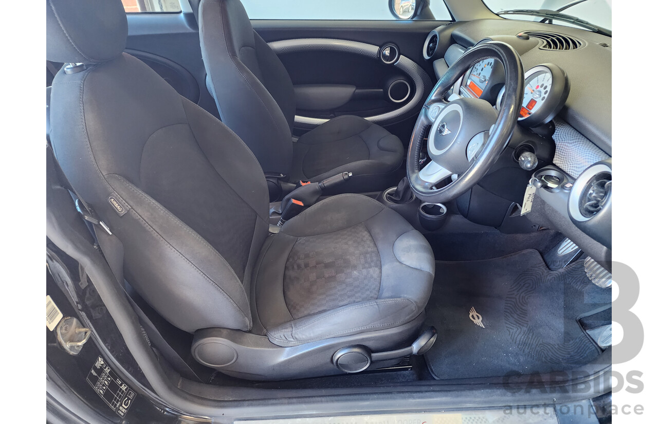 4/2010 Mini Cooper S R56 2d Hatchback Black 1.6L