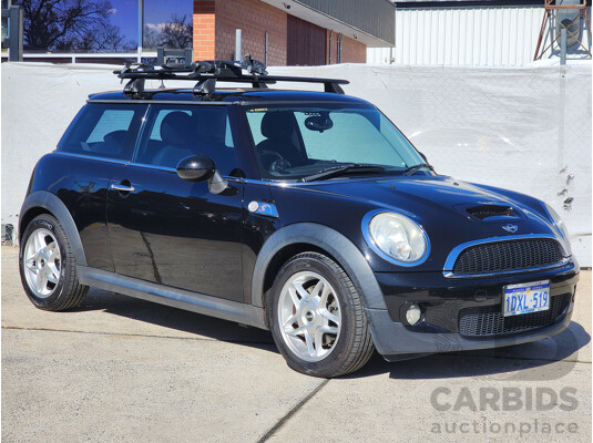 4/2010 Mini Cooper S R56 2d Hatchback Black 1.6L
