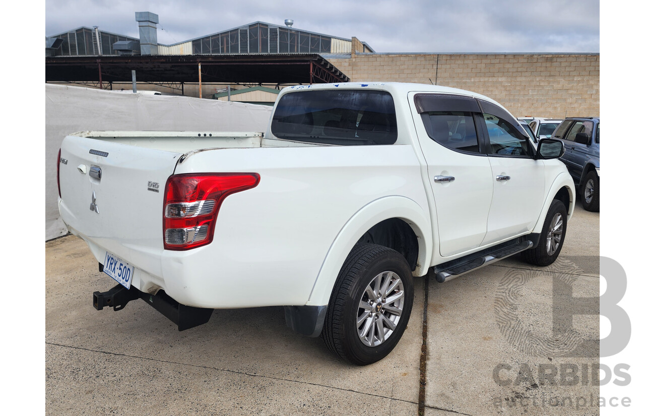 5/2015 Mitsubishi Triton GLS (4x4) MQ MY16 Dual Cab Utility White 2.4L