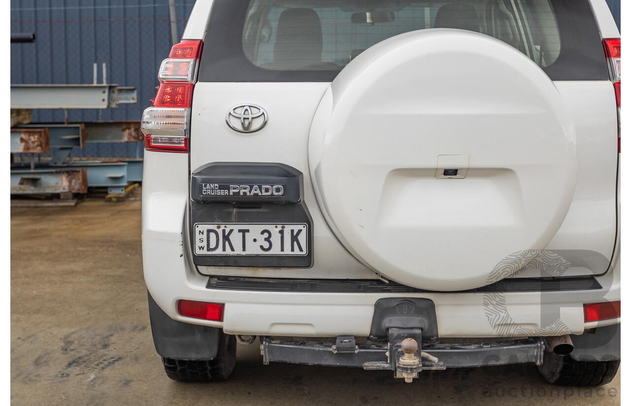 04/2016 Toyota Landcruiser PRADO GX (4x4) GDJ150R MY16 4D Wagon White 2.8L