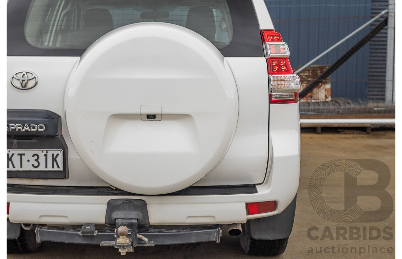 04/2016 Toyota Landcruiser PRADO GX (4x4) GDJ150R MY16 4D Wagon White 2.8L