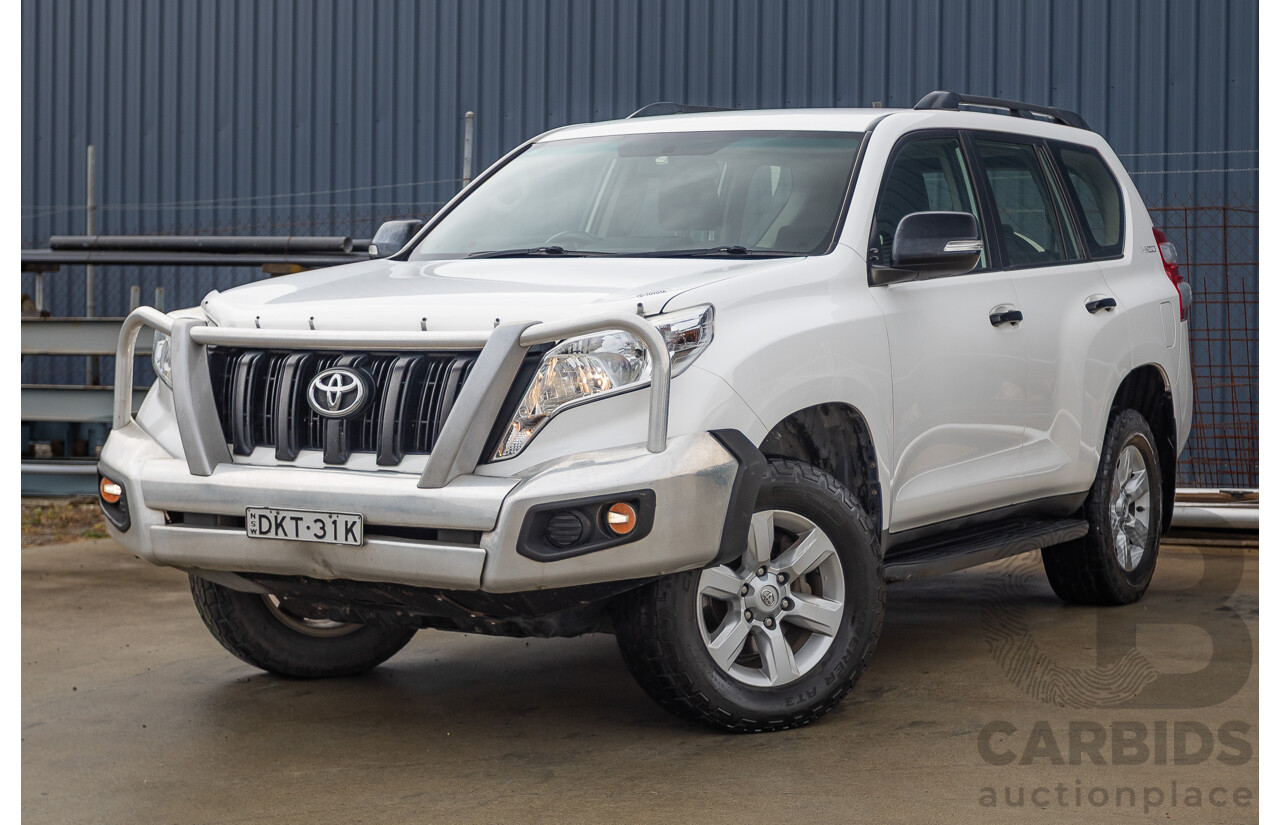 04/2016 Toyota Landcruiser PRADO GX (4x4) GDJ150R MY16 4D Wagon White 2.8L