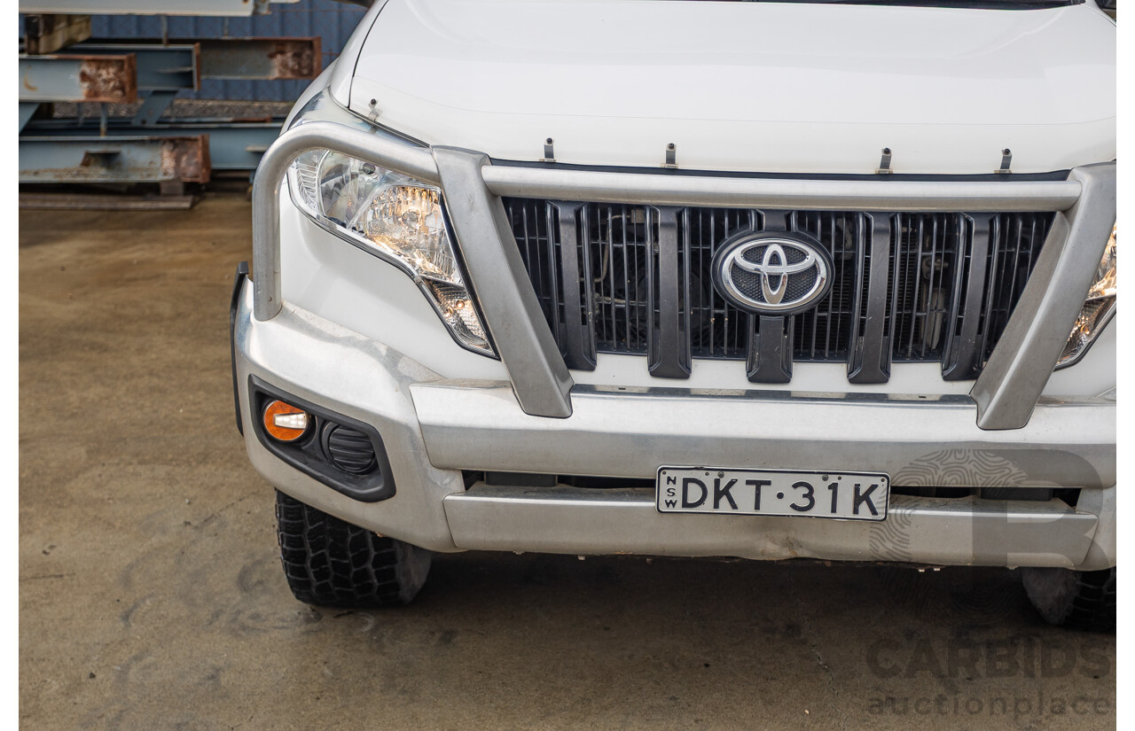 04/2016 Toyota Landcruiser PRADO GX (4x4) GDJ150R MY16 4D Wagon White 2.8L