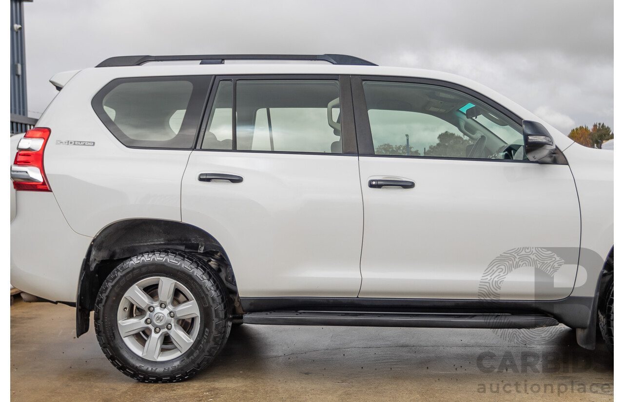 04/2016 Toyota Landcruiser PRADO GX (4x4) GDJ150R MY16 4D Wagon White 2.8L