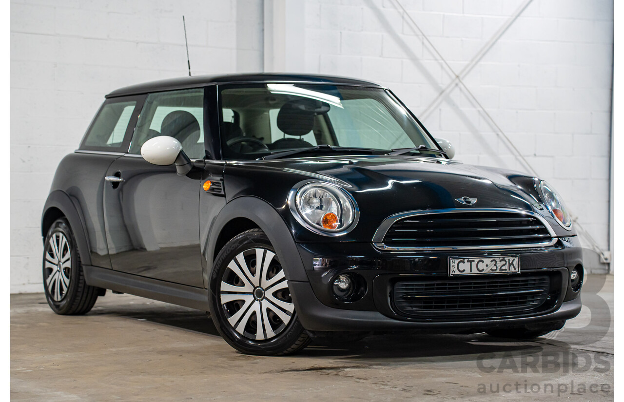7/2011 Mini Cooper Ray R56 2d Hatchback Midnight Black Metallic 1.6L