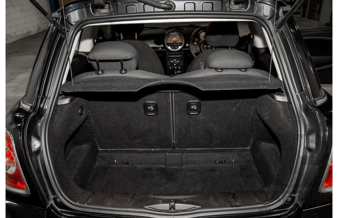 7/2011 Mini Cooper Ray R56 2d Hatchback Midnight Black Metallic 1.6L