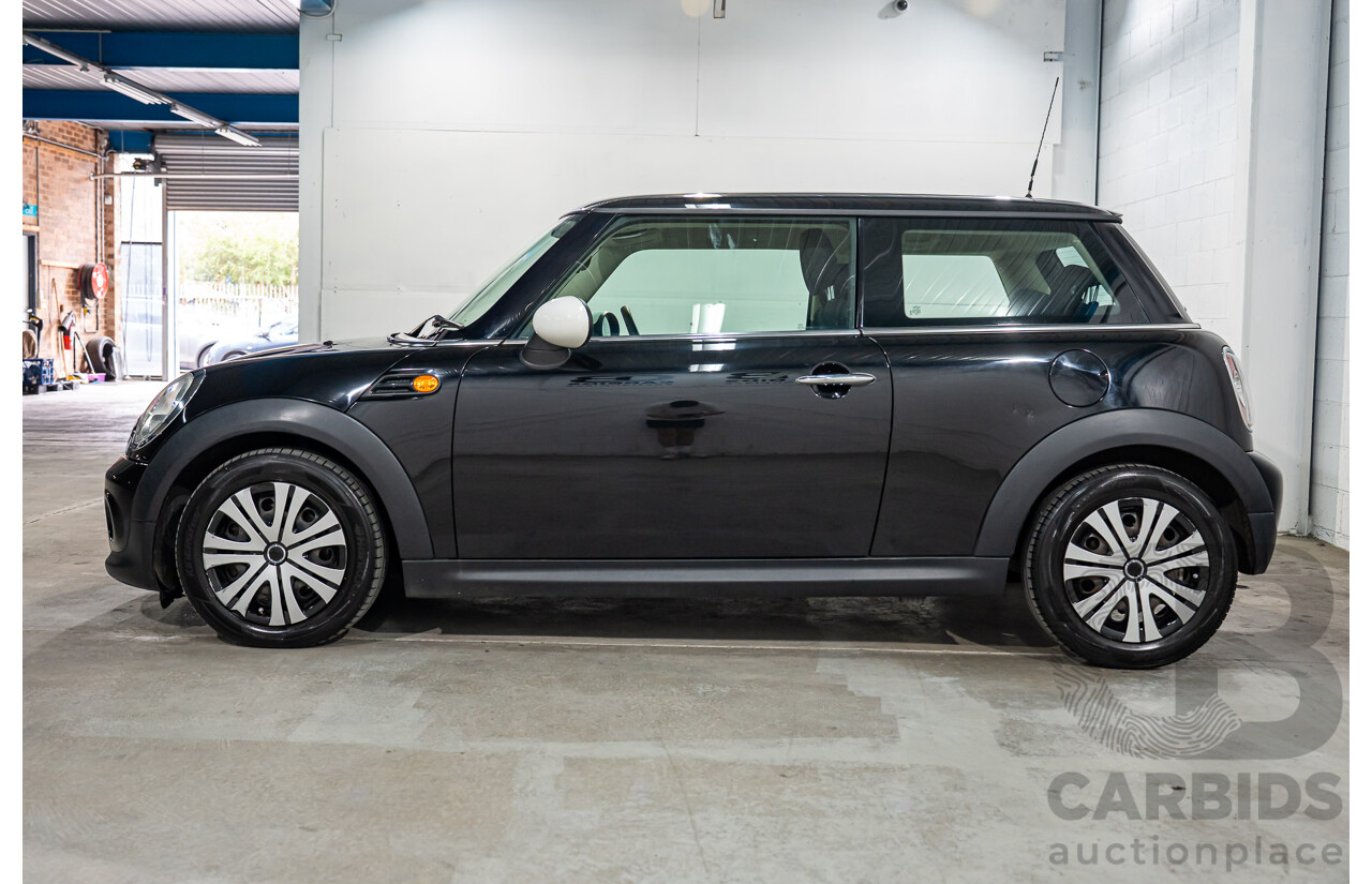 7/2011 Mini Cooper Ray R56 2d Hatchback Midnight Black Metallic 1.6L