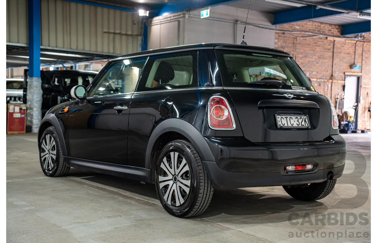7/2011 Mini Cooper Ray R56 2d Hatchback Midnight Black Metallic 1.6L