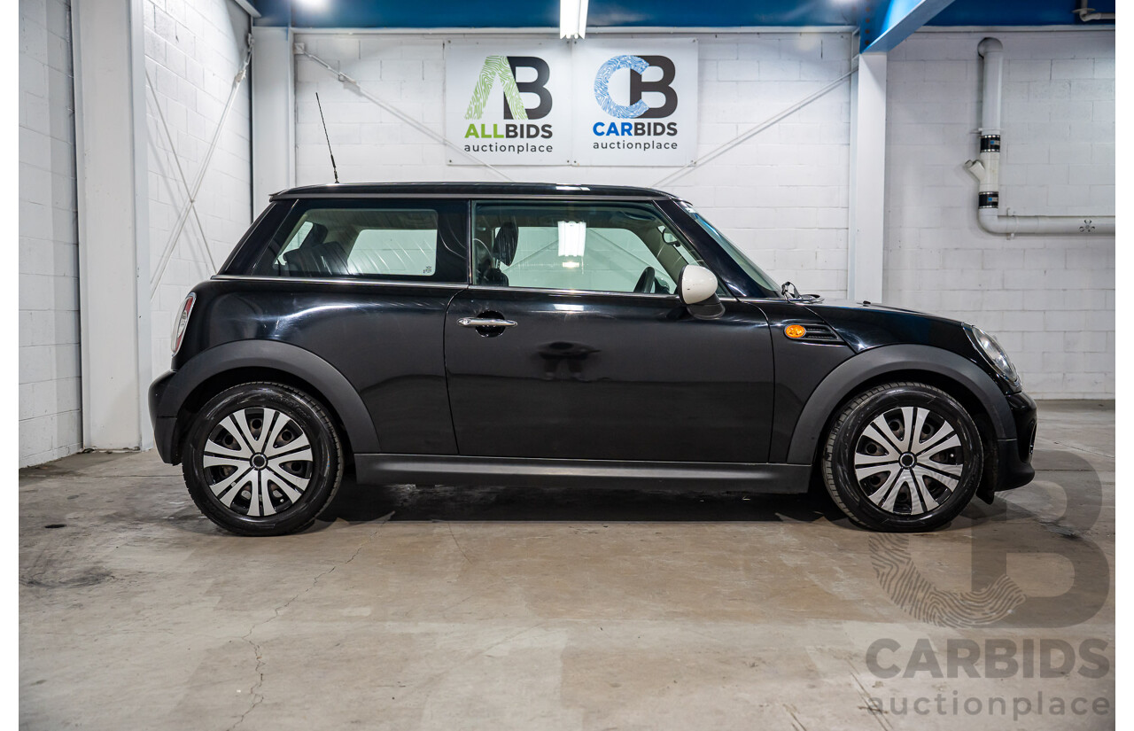 7/2011 Mini Cooper Ray R56 2d Hatchback Midnight Black Metallic 1.6L