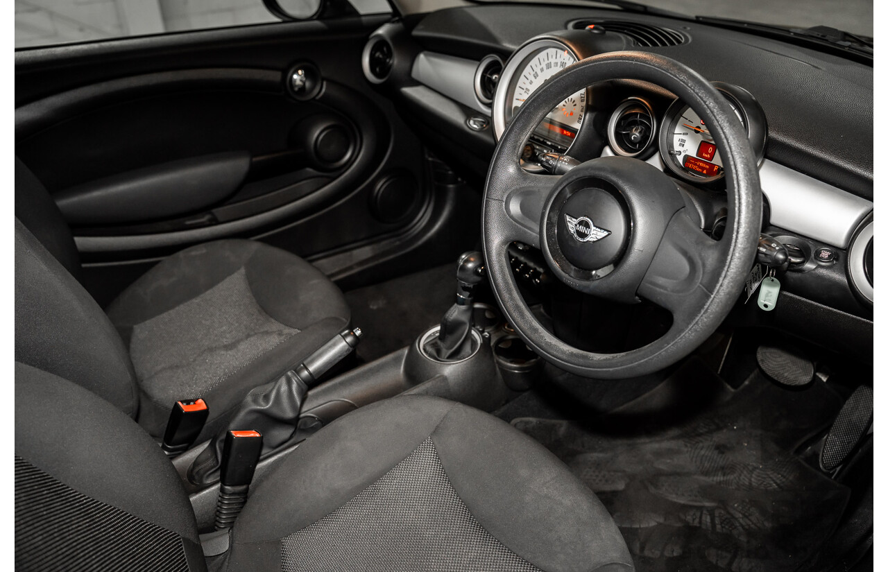 7/2011 Mini Cooper Ray R56 2d Hatchback Midnight Black Metallic 1.6L