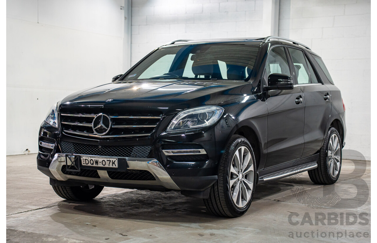 12/2013 Mercedes-Benz ML 350 CDI Bluetec (4x4) 166 4d Wagon Black Obsidian Metallic Turbo Diesel V6 3.0L