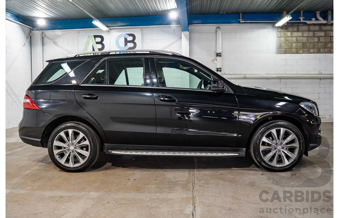 12/2013 Mercedes-Benz ML 350 CDI Bluetec (4x4) 166 4d Wagon Black Obsidian Metallic Turbo Diesel V6 3.0L