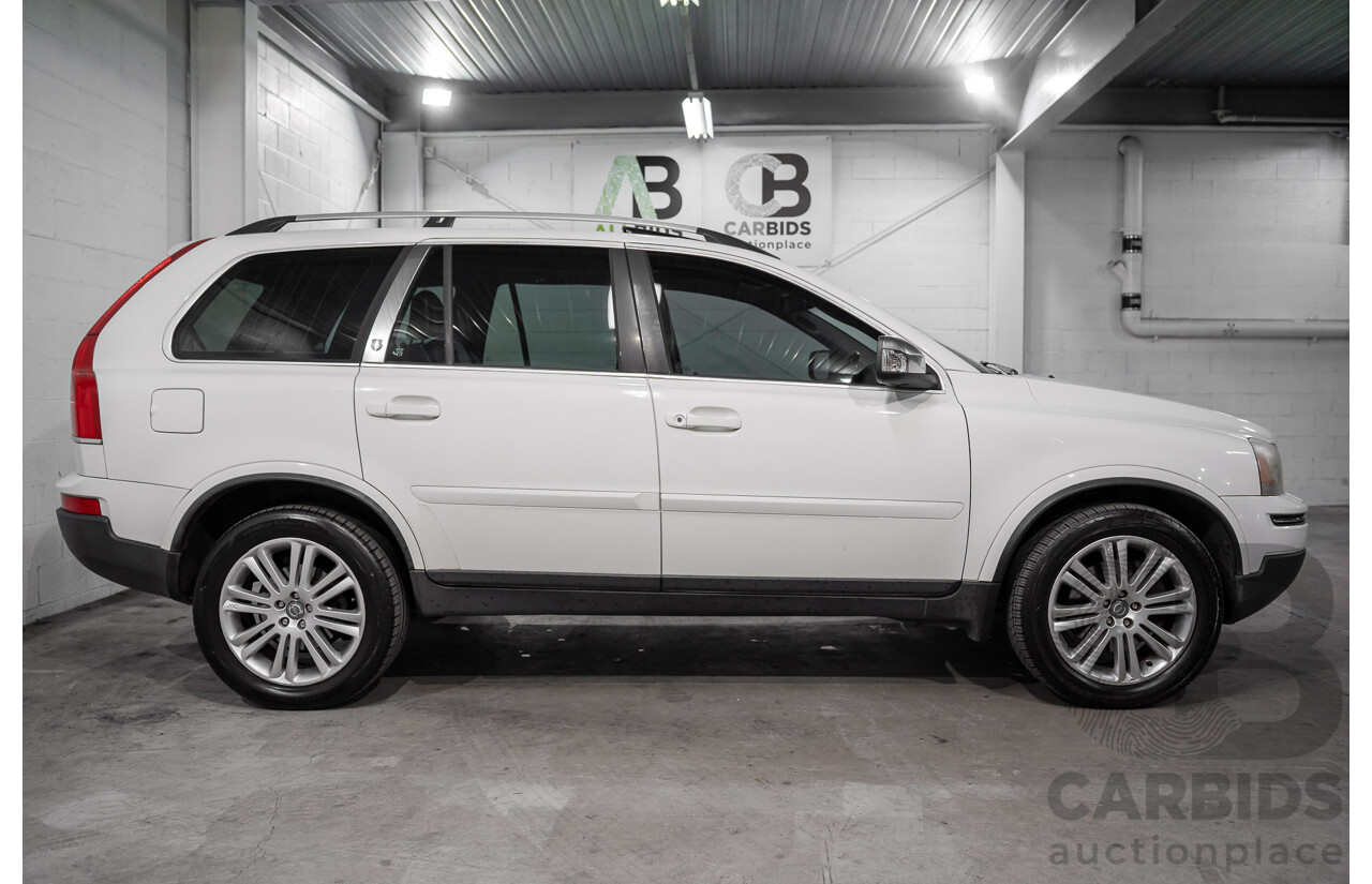 11/2011 Volvo XC90 D5 Executive MY12 4d Wagon Ice White Turbo Diesel 2.4L