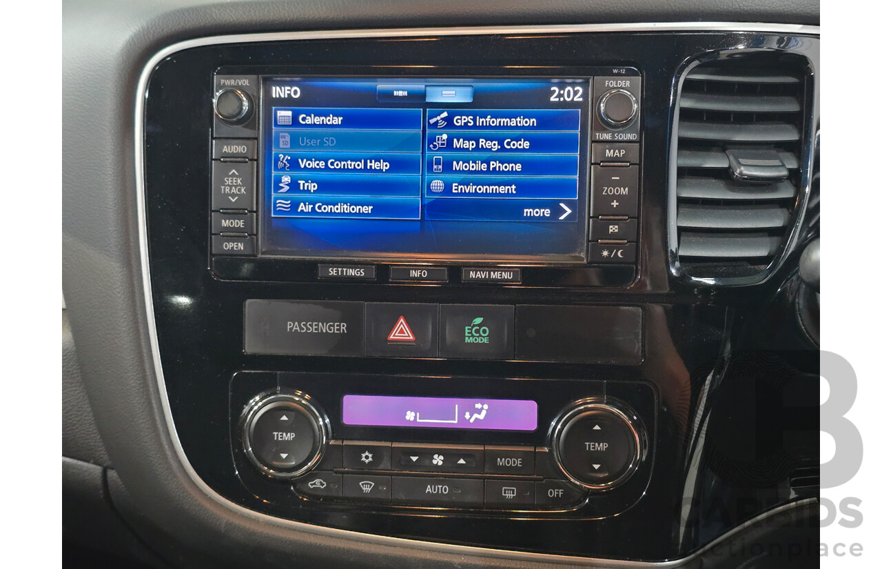 5/2014 Mitsubishi Outlander Aspire (AWD) PHEV Hybrid ZJ MY14 4d Wagon Arctic Silver Metallic 2.0L - 60kw Hybrid