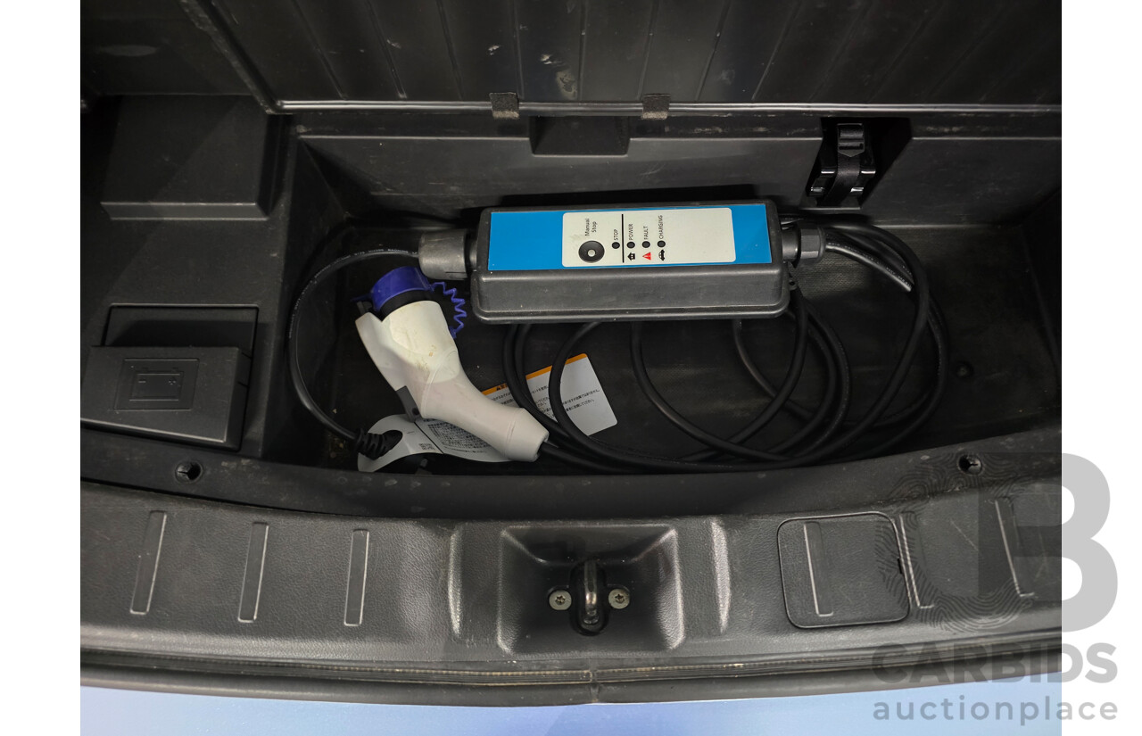 5/2014 Mitsubishi Outlander Aspire (AWD) PHEV Hybrid ZJ MY14 4d Wagon Arctic Silver Metallic 2.0L - 60kw Hybrid