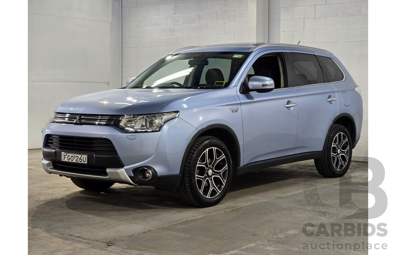 5/2014 Mitsubishi Outlander Aspire (AWD) PHEV Hybrid ZJ MY14 4d Wagon Arctic Silver Metallic 2.0L - 60kw Hybrid