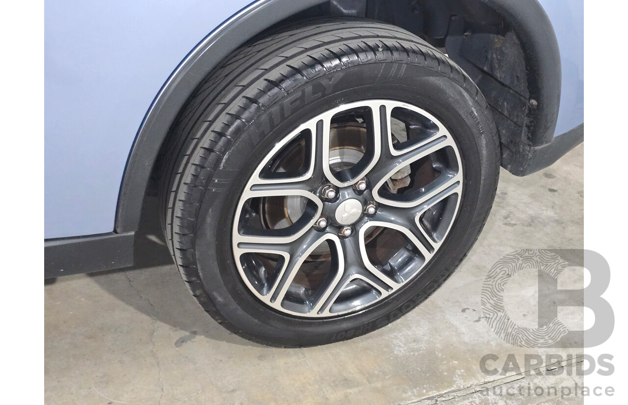 5/2014 Mitsubishi Outlander Aspire (AWD) PHEV Hybrid ZJ MY14 4d Wagon Arctic Silver Metallic 2.0L - 60kw Hybrid