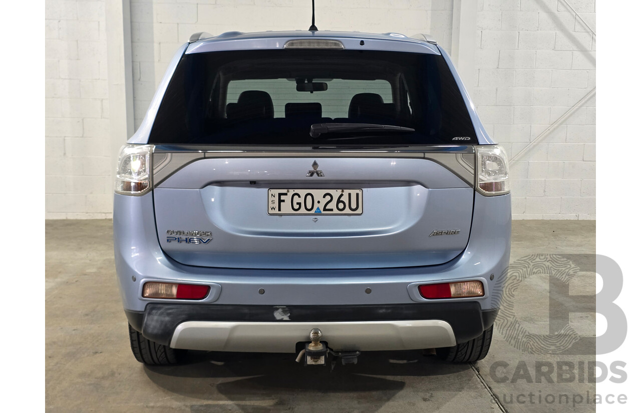 5/2014 Mitsubishi Outlander Aspire (AWD) PHEV Hybrid ZJ MY14 4d Wagon Arctic Silver Metallic 2.0L - 60kw Hybrid