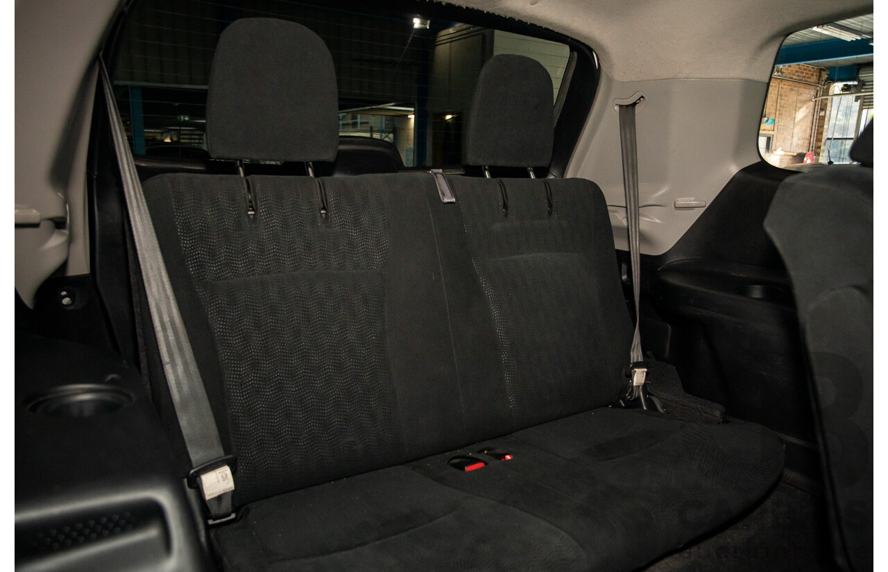 2/2010 Toyota Kluger KX-R (4x4) GSU45R 4d Wagon White V6 3.5L