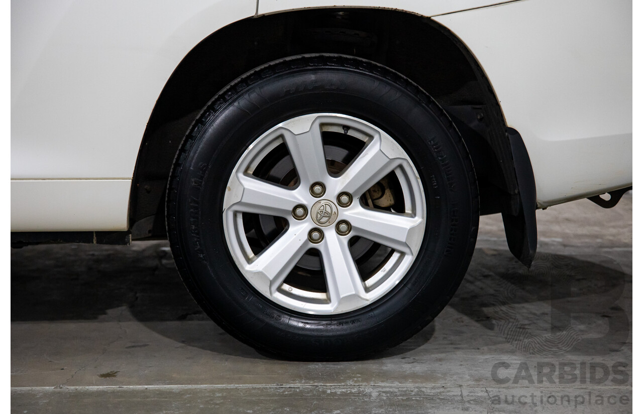 2/2010 Toyota Kluger KX-R (4x4) GSU45R 4d Wagon White V6 3.5L