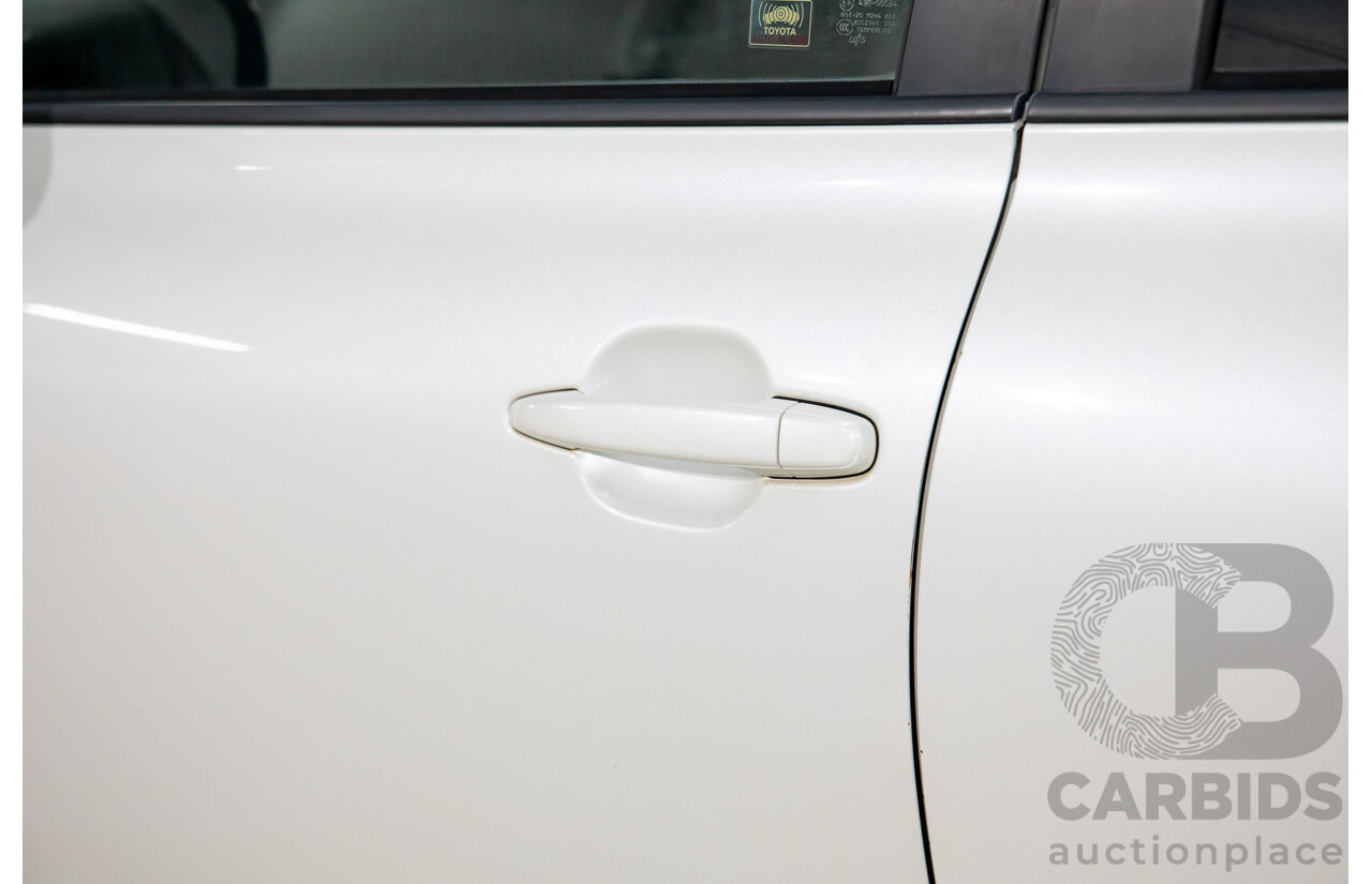 2/2010 Toyota Kluger KX-R (4x4) GSU45R 4d Wagon White V6 3.5L
