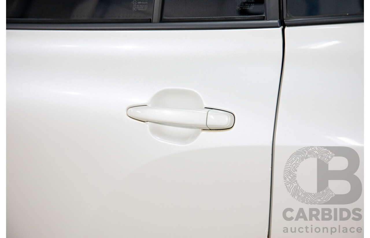 2/2010 Toyota Kluger KX-R (4x4) GSU45R 4d Wagon White V6 3.5L