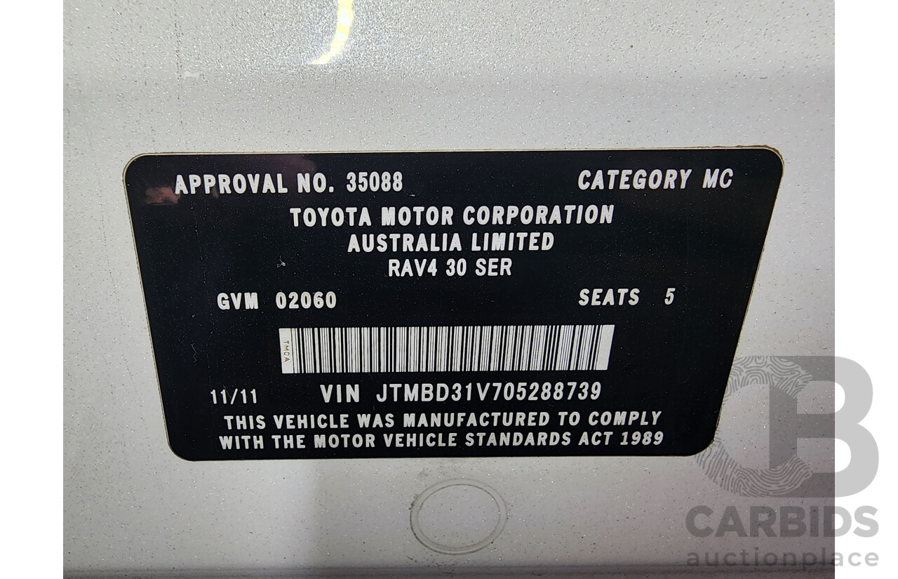 11/2011 Toyota Rav4 Cruiser (4x4) ACA33R 08 UPGRADE 4d Wagon White 2.4L