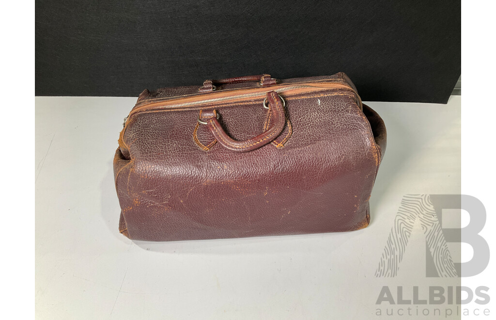 Vintage Leather Gladstone Bag