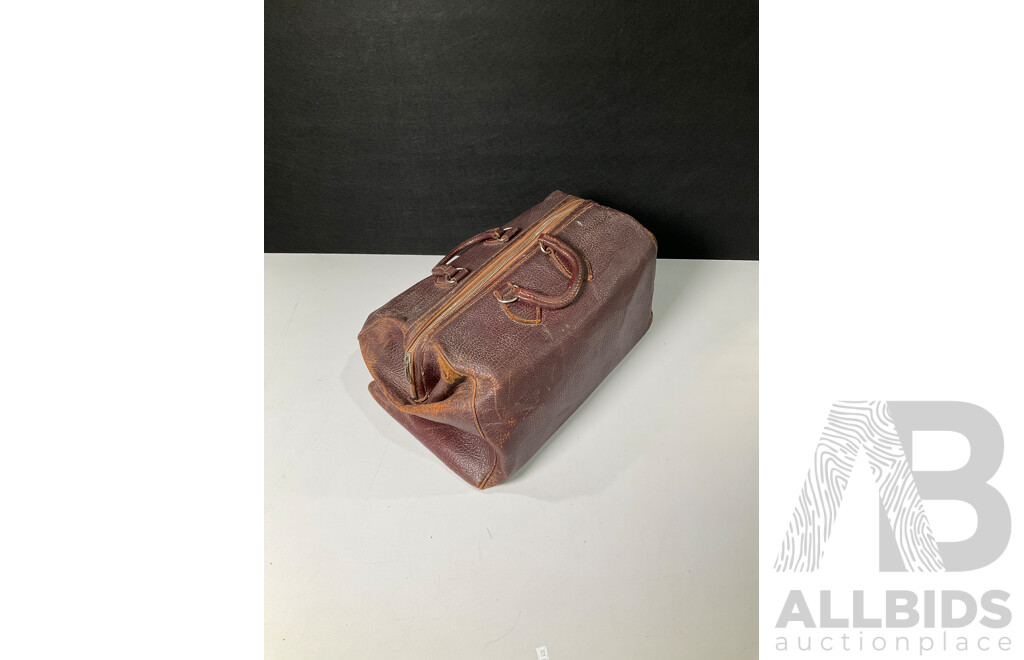 Vintage Leather Gladstone Bag