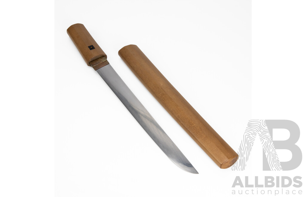 Japanese Muromachi Period Tanto in Shirasaya Case