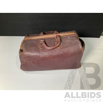 Vintage Leather Gladstone Bag