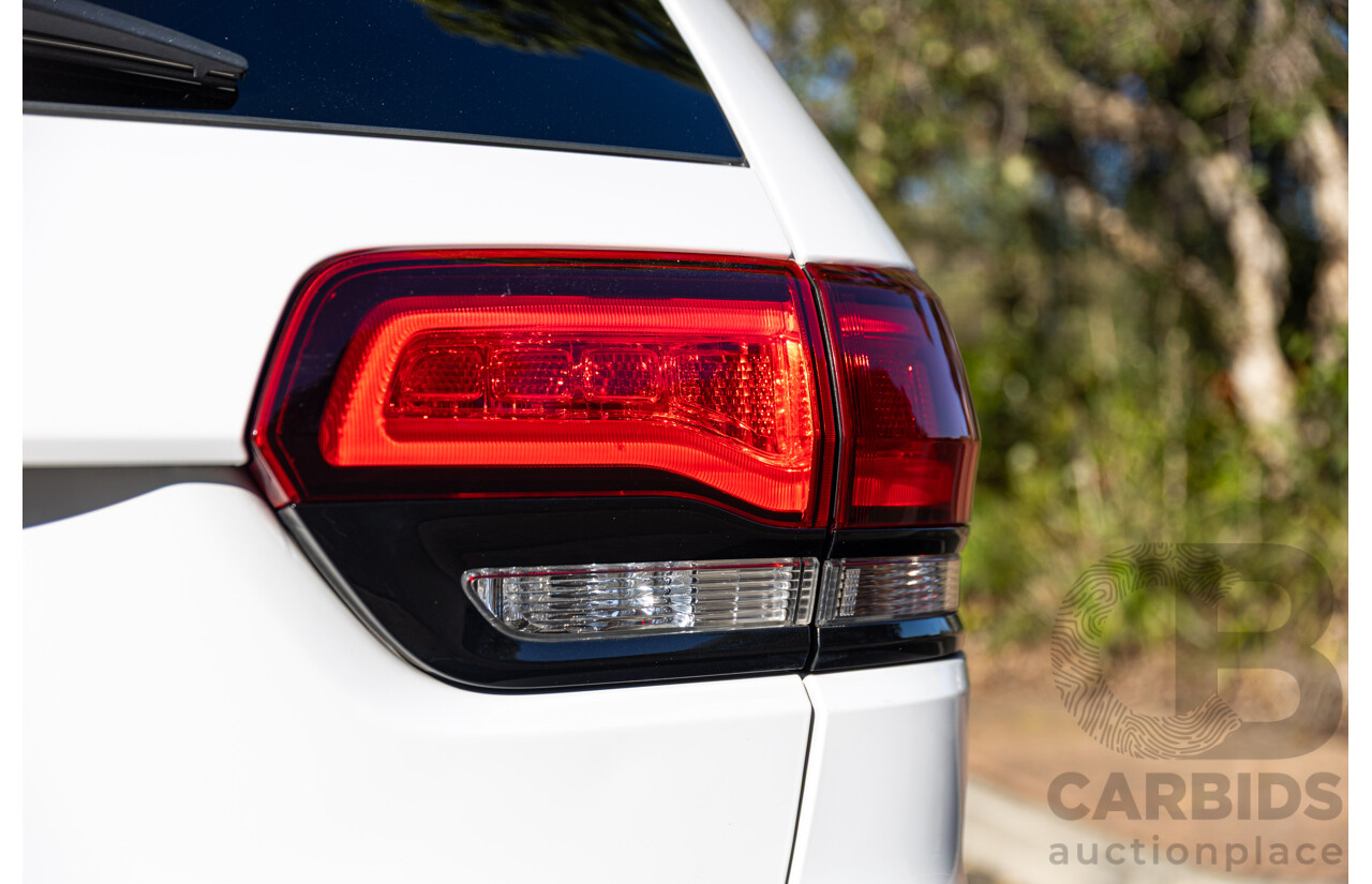 11/2015 Jeep Grand Cherokee SRT 8 (4x4) WK MY15 4d Wagon Bright White V8 6.4L