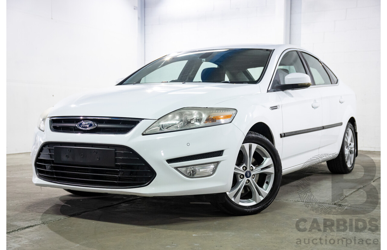 5/2014 Ford Mondeo Zetec MC 5d Hatchback White 2.0L