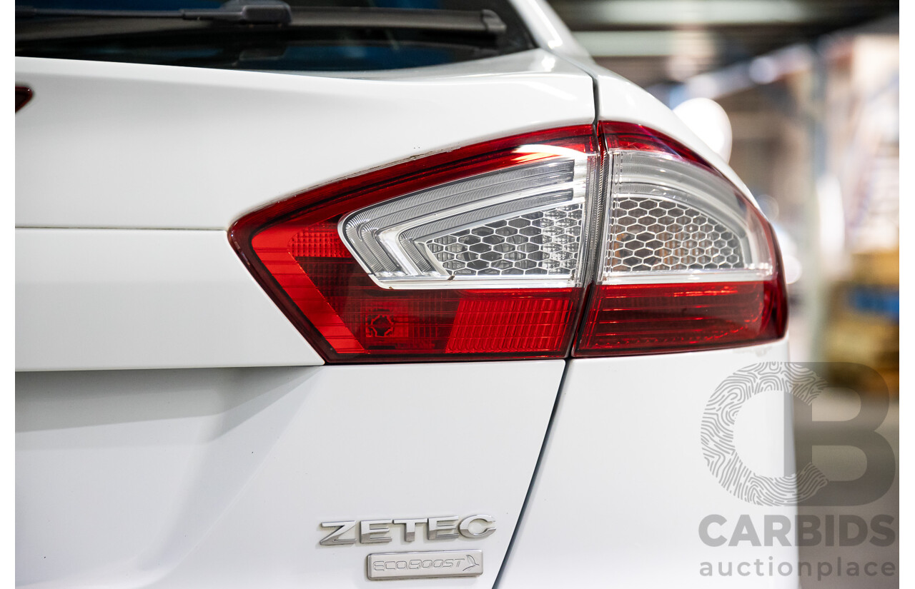 5/2014 Ford Mondeo Zetec MC 5d Hatchback White 2.0L