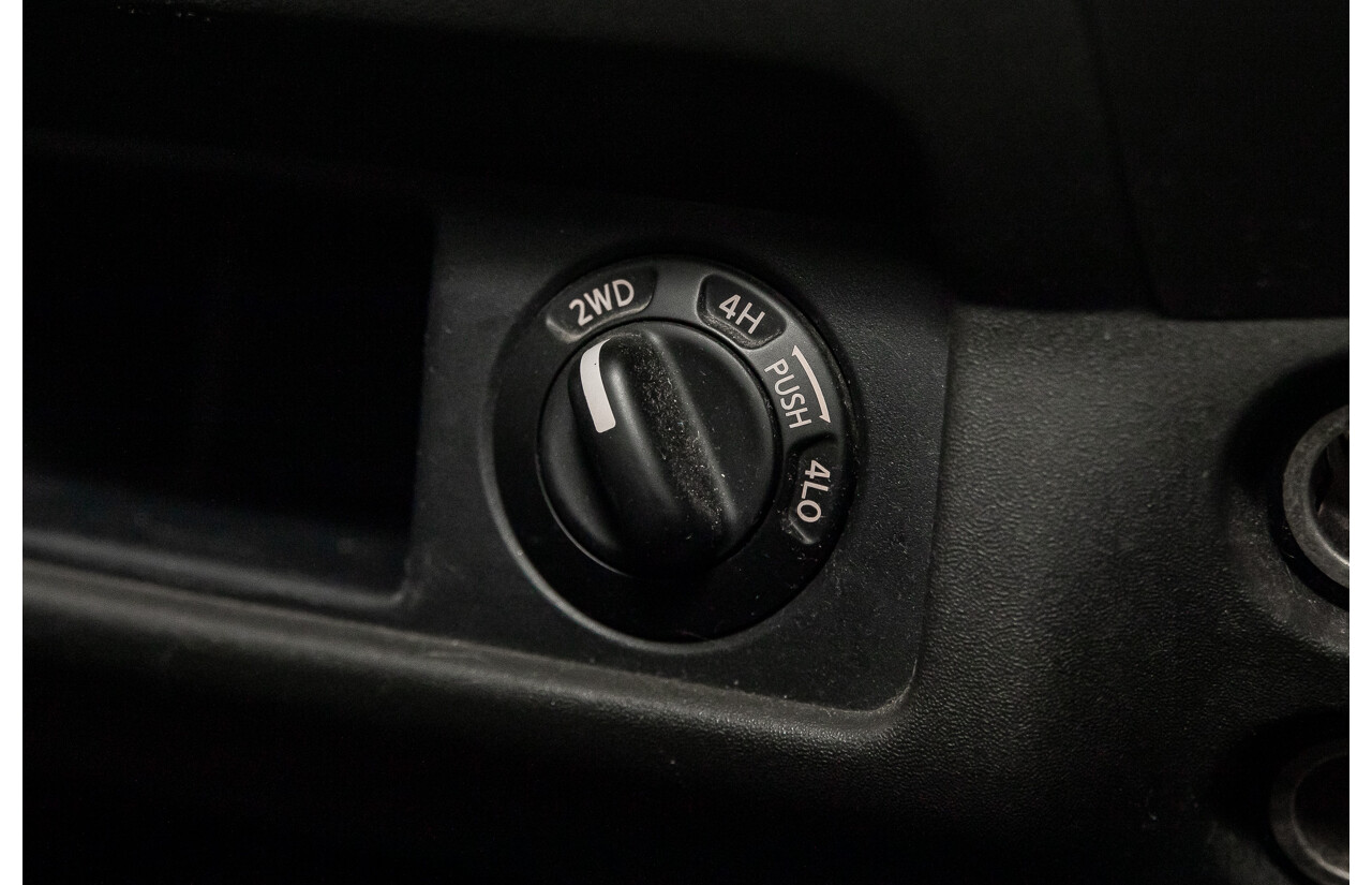8/2010 Nissan Navara ST (4x4) D40 Dual Cab P/Up Black Turbo Diesel 2.5L