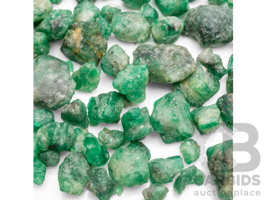 1662689 · 335.30cts of Natural Uncut Emeralds