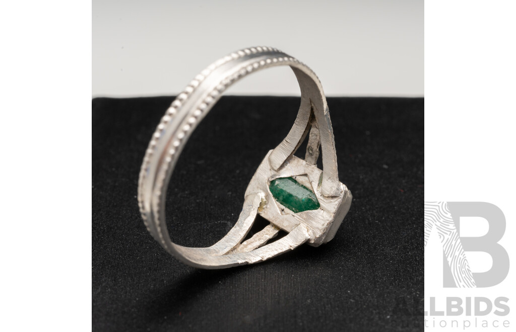 925 Sterling Silver Ring with Emerald Cut Emerald - Size X