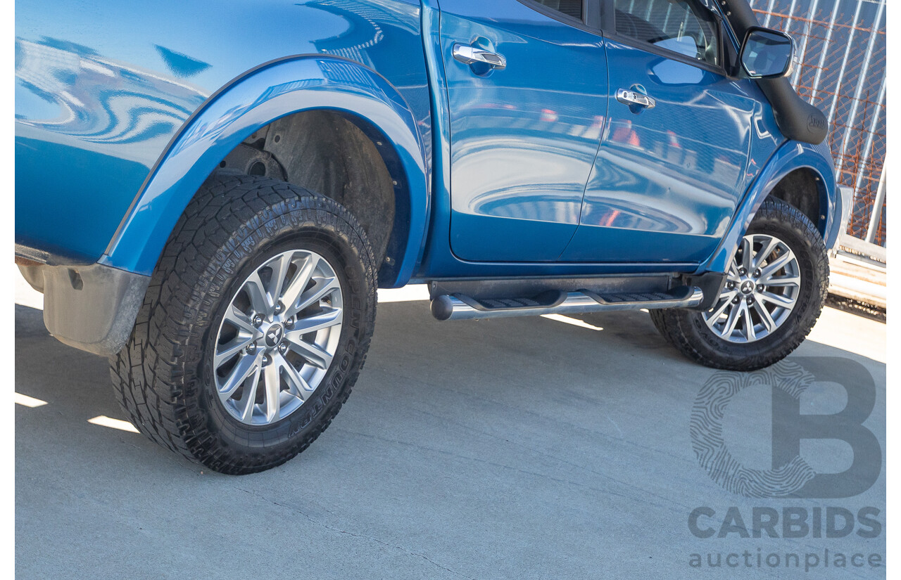 09/2015 Mitsubishi Triton EXCEED (4x4) MQ MY16 Dual Cab Utility Blue Metallic Turbo Diesel 2.4L