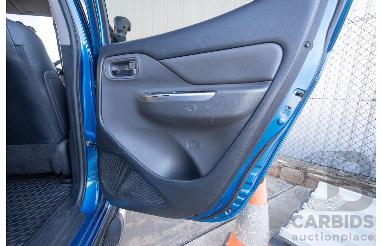 09/2015 Mitsubishi Triton EXCEED (4x4) MQ MY16 Dual Cab Utility Blue Metallic Turbo Diesel 2.4L