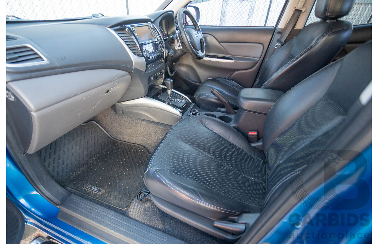 09/2015 Mitsubishi Triton EXCEED (4x4) MQ MY16 Dual Cab Utility Blue Metallic Turbo Diesel 2.4L