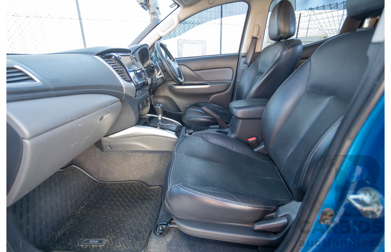 09/2015 Mitsubishi Triton EXCEED (4x4) MQ MY16 Dual Cab Utility Blue Metallic Turbo Diesel 2.4L