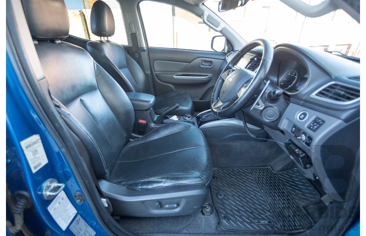 09/2015 Mitsubishi Triton EXCEED (4x4) MQ MY16 Dual Cab Utility Blue Metallic Turbo Diesel 2.4L