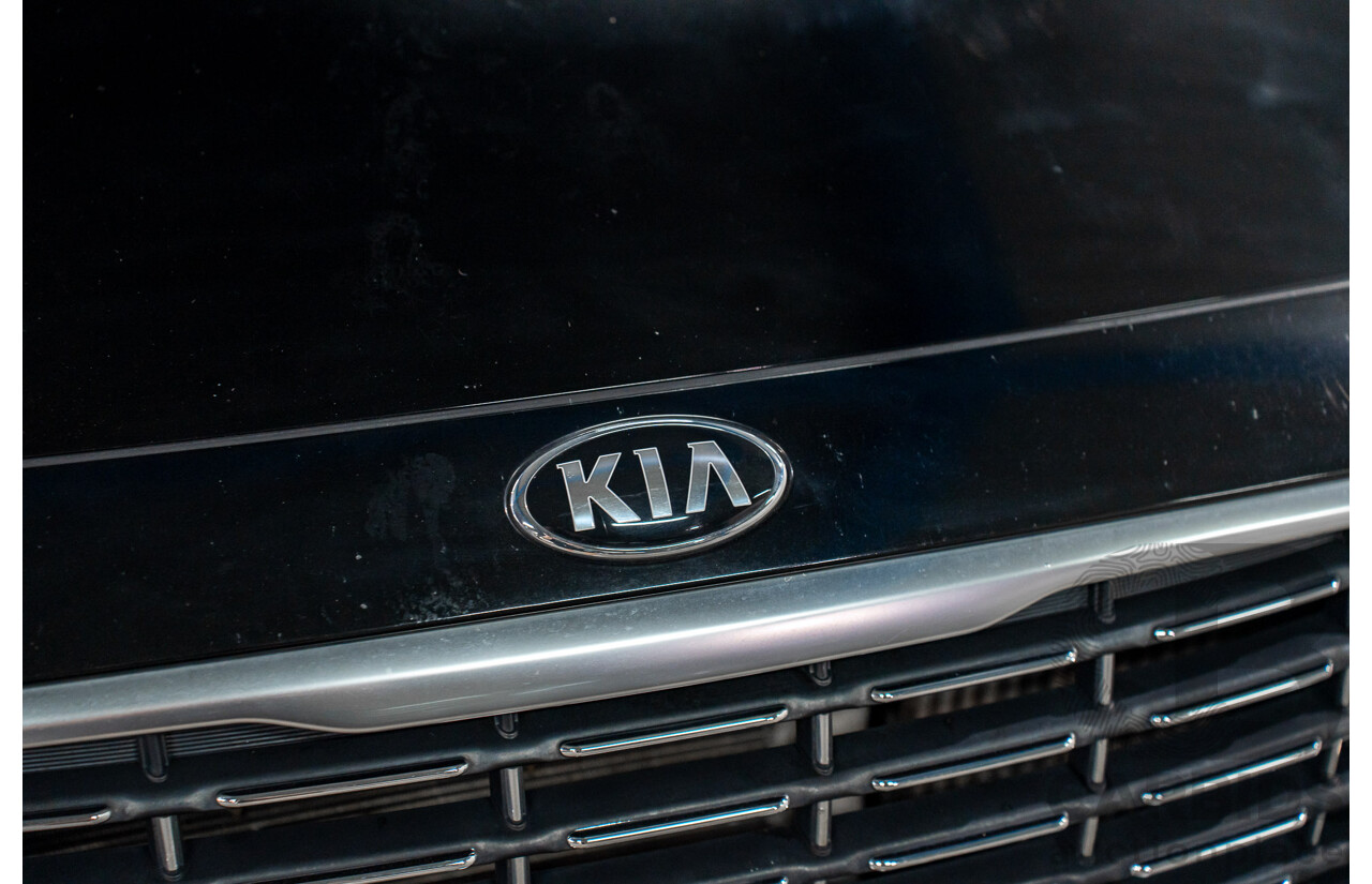 09/2019 Kia Carnival SLi (FWD) YP PE MY20 4d Wagon Aurora Black Pearl Turbo Diesel 2.2L