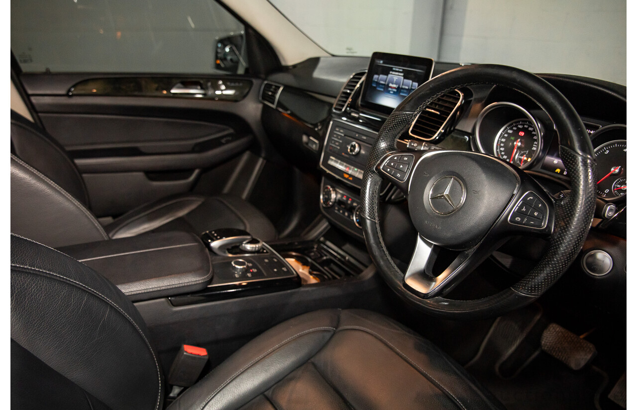 09/2017 Mercedes-Benz GLE 350d AMG Line 4Matic (AWD) 166 MY17 4d Wagon Polar White Turbo Diesel V6 3.0L