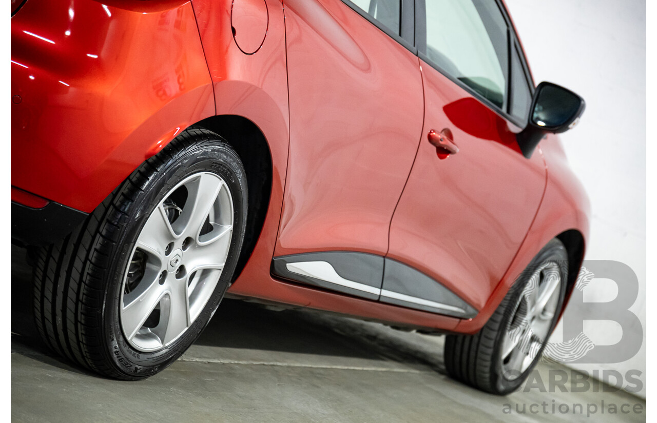 06/2016 Renault Clio Expression (FWD) X98 5d Hatchback Red Turbo 1.2L