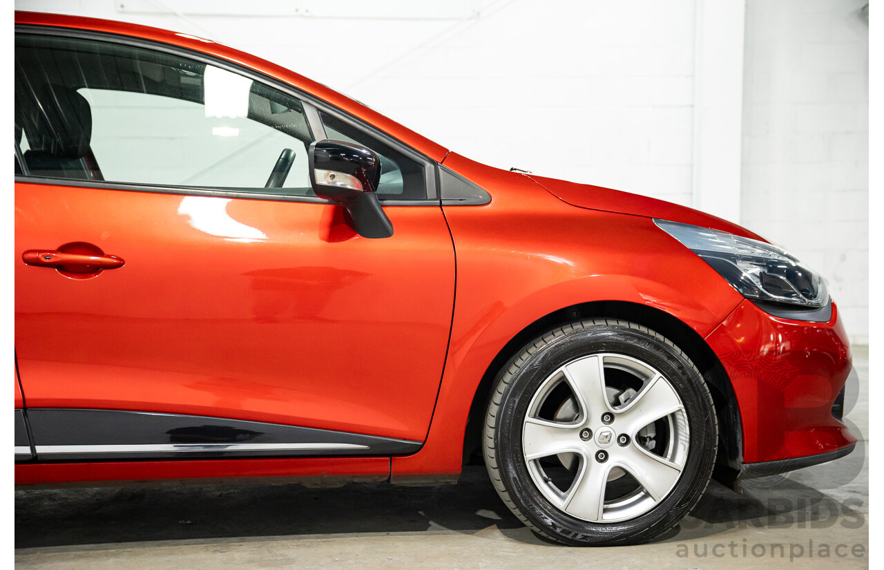 06/2016 Renault Clio Expression (FWD) X98 5d Hatchback Red Turbo 1.2L