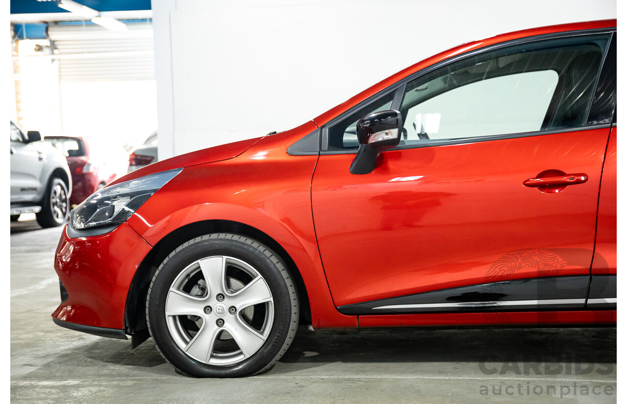 06/2016 Renault Clio Expression (FWD) X98 5d Hatchback Red Turbo 1.2L