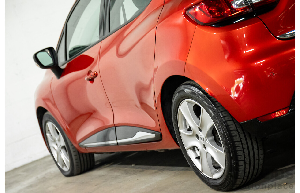 06/2016 Renault Clio Expression (FWD) X98 5d Hatchback Red Turbo 1.2L