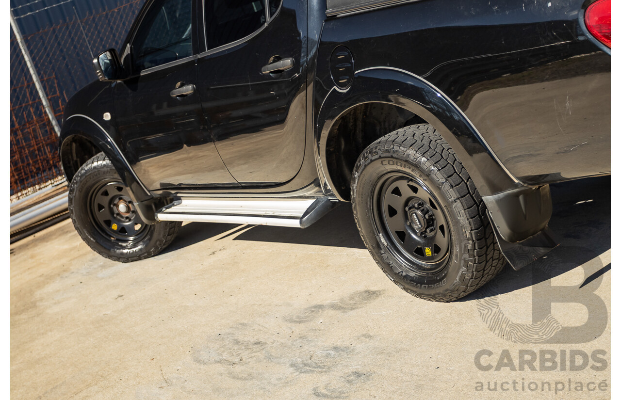 05/2015 Mitsubishi Triton GLX (4x4)  MN MY15 Double Cab Utility Black Turbo Diesel 2.5L
